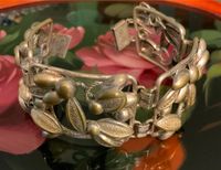 Vintage breites altes Armband im Jugendstil Bienen Blüten Filigra Schleswig-Holstein - Kiebitzreihe Vorschau