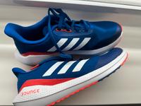 Neue Adidas Schuhe in der Größe 38 blau Dithmarschen - Heide Vorschau