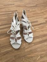 beige Sandalen mit Absatz Hannover - Mitte Vorschau
