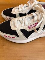 Sneaker von PUMA ❤️EINMAL GETRAGEN ❤️Größe 38 Niedersachsen - Bad Iburg Vorschau