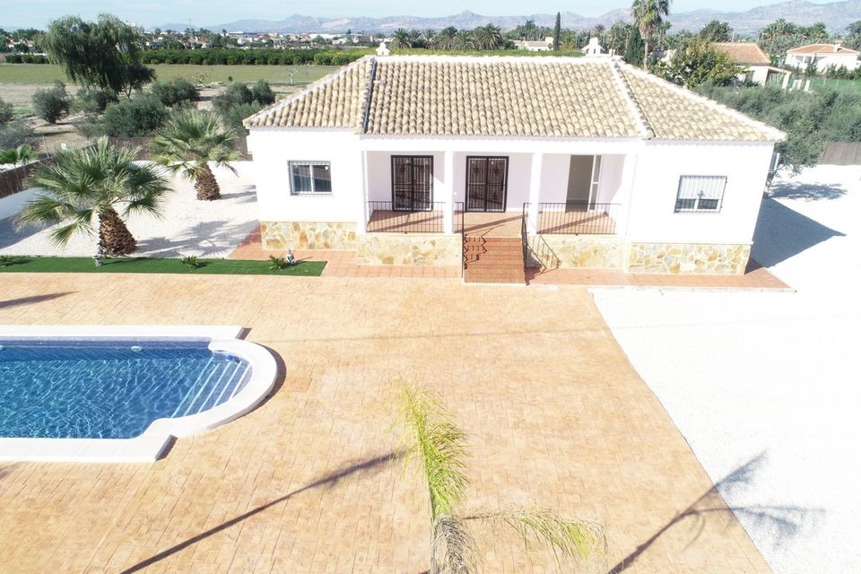 Landhaus in Catral / Alicante mit Pool und grossem Carport, nur 20 Minuten vom Strand entfernt, Costa Blanca / Spanien in Oyten