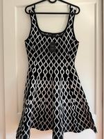 Maje Strickkleid Größe 38 NEU Düsseldorf - Kaiserswerth Vorschau