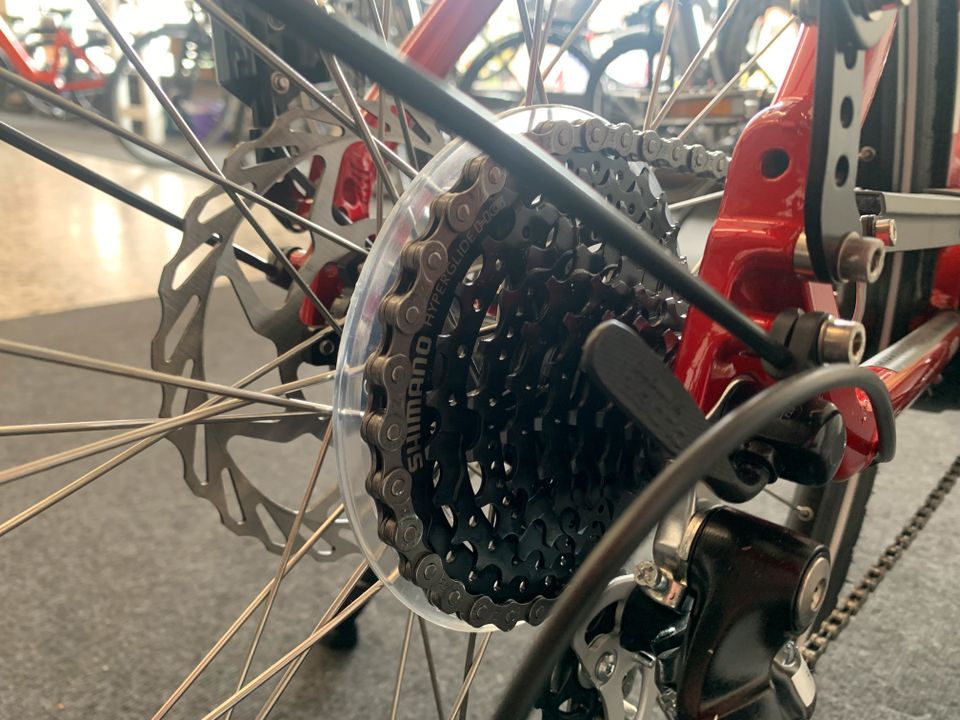 Trekking E-Bike mit Bosch-Mittelmotor, statt € 2.299,- in Hagen im Bremischen