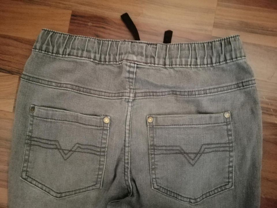 Yigga Jeans Gummizug Stretch 158 in Hettstedt