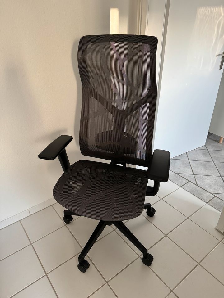 Bürostuhl / Stuhl im Arbeitszimmer in Montabaur