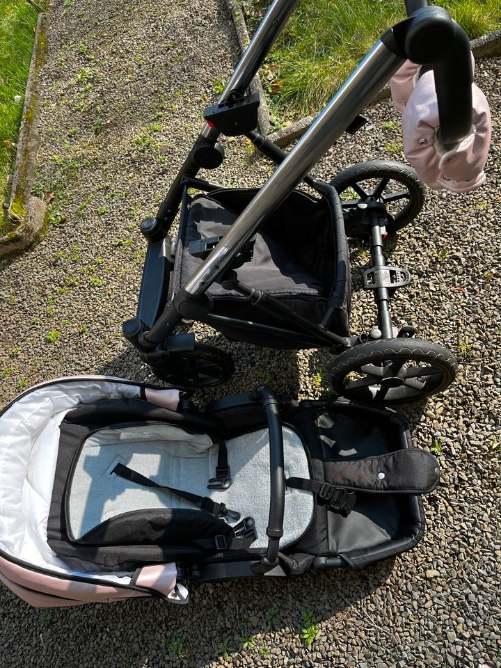 FX Kombi Kinderwagen 3 in 1 in Gummersbach