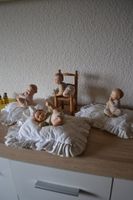 GOEBEL Baby Figuren mit Kissen Duisburg - Rheinhausen Vorschau