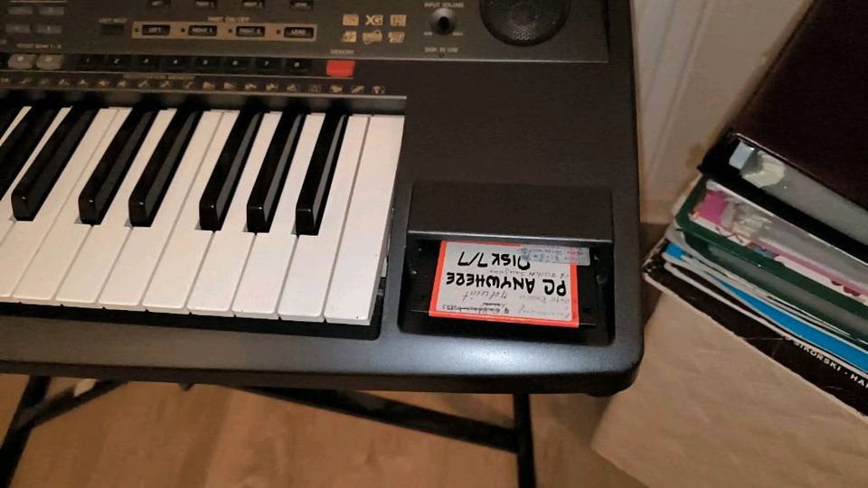 Yamaha PSR-8000 "letzte Preisänderungen" in Burg