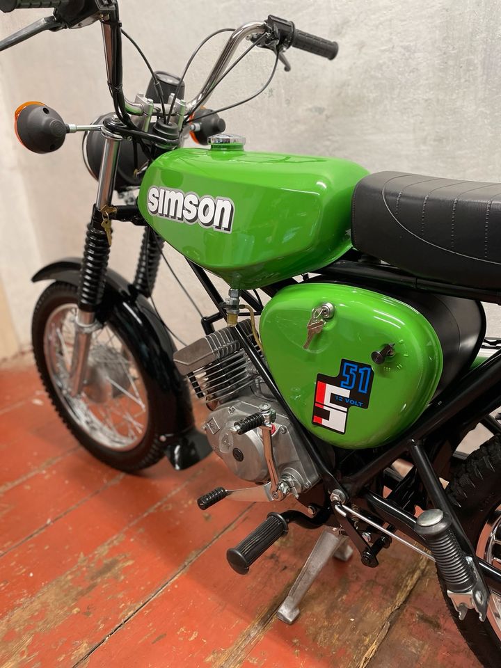 Simson S51 Enduro DDR 4 Gang Papiere in Werdau