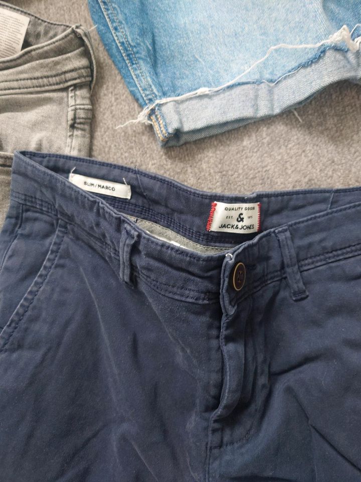 Jeans Konvolut Jungs, Short, 's, Chino, Cargo, 7tlg., Top! in Bad Driburg