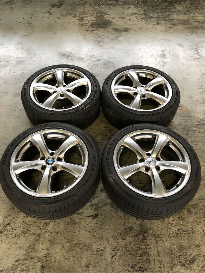 BMW 5er E60 E61 4x4 18 Zoll Felgen 245/40 ZR18 Sommerreifen in Kösching