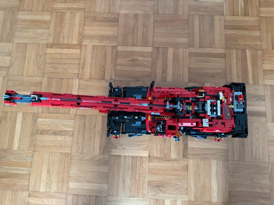 Lego Technic 42082 Autokran wie neu mit OVP und Bauanleitung in Coesfeld