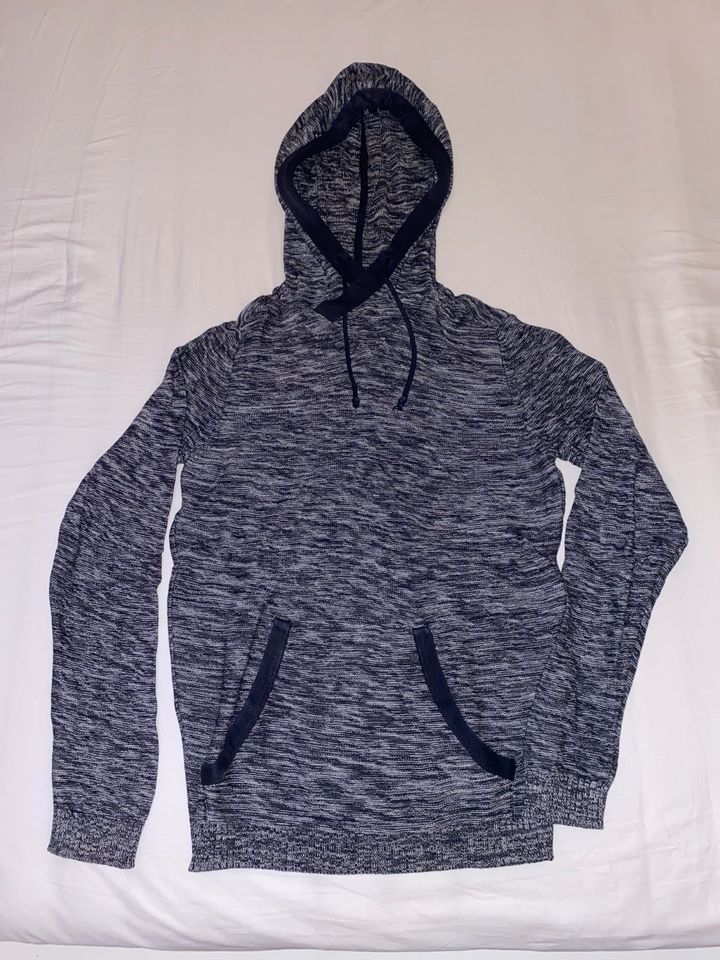 Tom Tailor Strickhoodie (Gr. S / grau, schwarz, weiß) in Rösrath