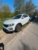 VW - T ROC - Active- Top Zustand/ NAVI / 150 Ps Hannover - Herrenhausen-Stöcken Vorschau