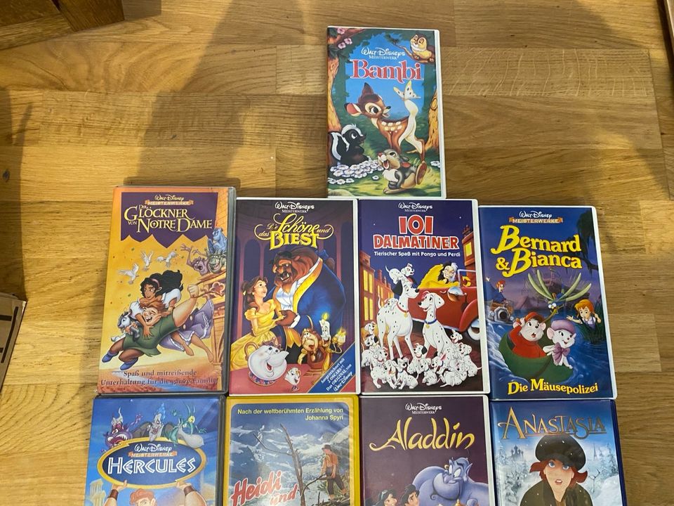 13 VHS Filme, Disney, Heidi, Video Kasetten in Offenbach