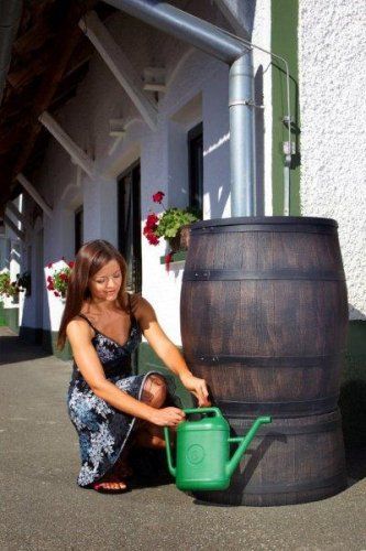 Regenfass Regentonne Wassertank 120Liter in Wein Holzoptik Barrik in Lahr (Schwarzwald)