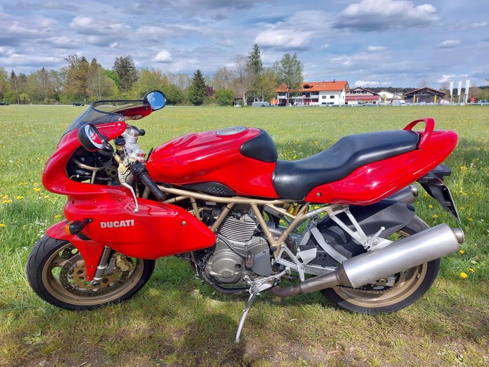Ducati SS IE 750 Nuda in Geretsried