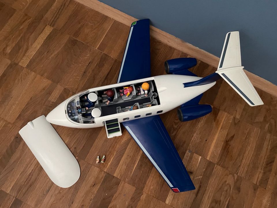 Playmobil Flugzeug groß in Dresden
