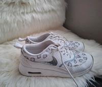 nike thea sneaker leo/grau/weiß Nordrhein-Westfalen - Dorsten Vorschau