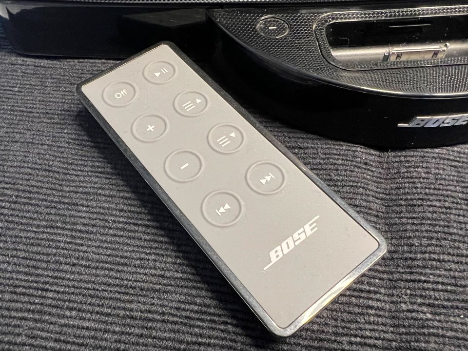 Bose Sounddock Series II für iPhones und IPod inkl. Adapter in Schwerte