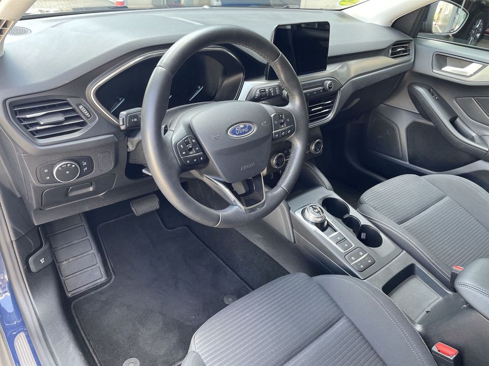 Ford Focus 1.5 EcoBoost Aut. TITANIUM *LED*Navi* in Reichelsheim (Odenwald)