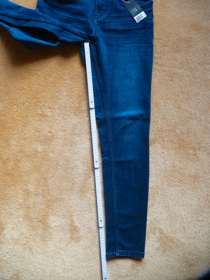 Esmara Super Skinny Jeans Hose mittelblau blau 38 S M NEU Lidl in Guldental