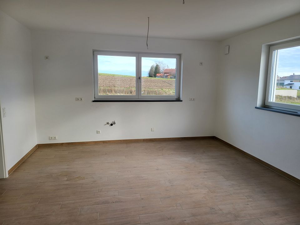 4 Zimmer Neubau Einfamilienhaus KFW 40 Standard in Neukirchen nähe Pfarrkirchen zu vermieten in Triftern