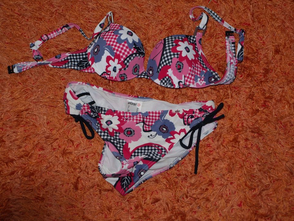 Größe XS_S_36/38 Bikinis, Damen und Mädchen, verschiedene Preise in Affalterbach  