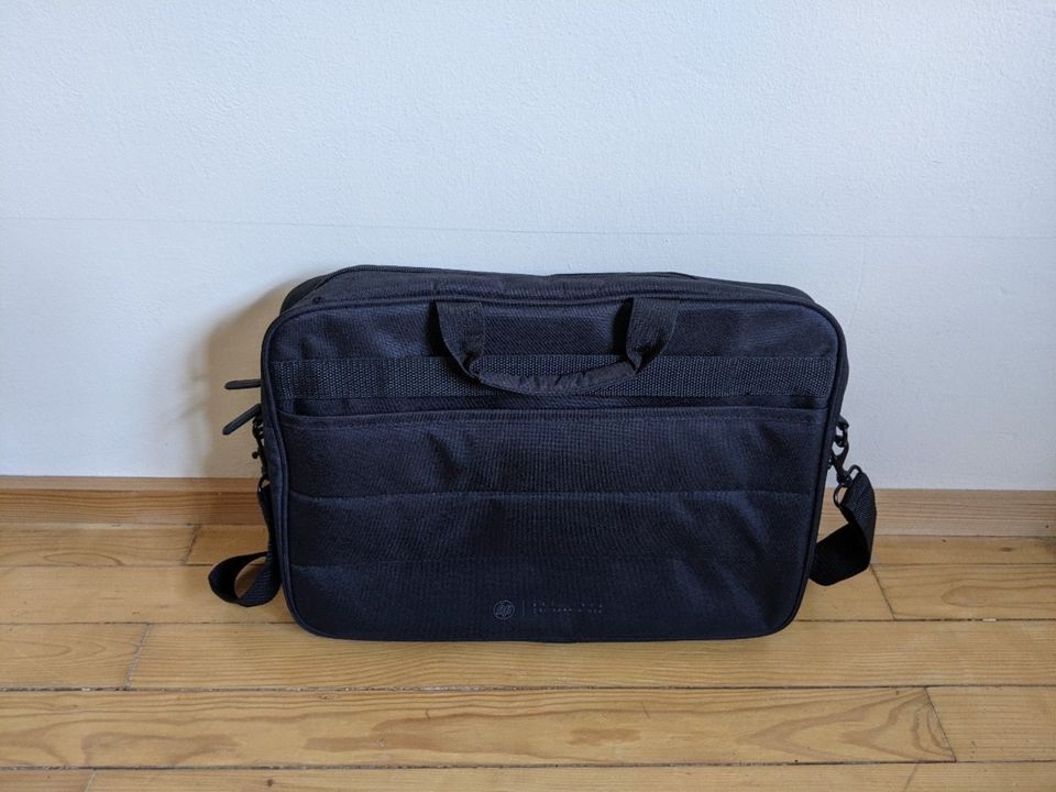 Original HP Laptop-Tasche - RFID Fach - Notebook-Schultertasche in München