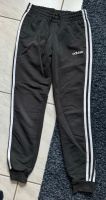 Adidas Jogginghose Größe XS Nordrhein-Westfalen - Fröndenberg (Ruhr) Vorschau