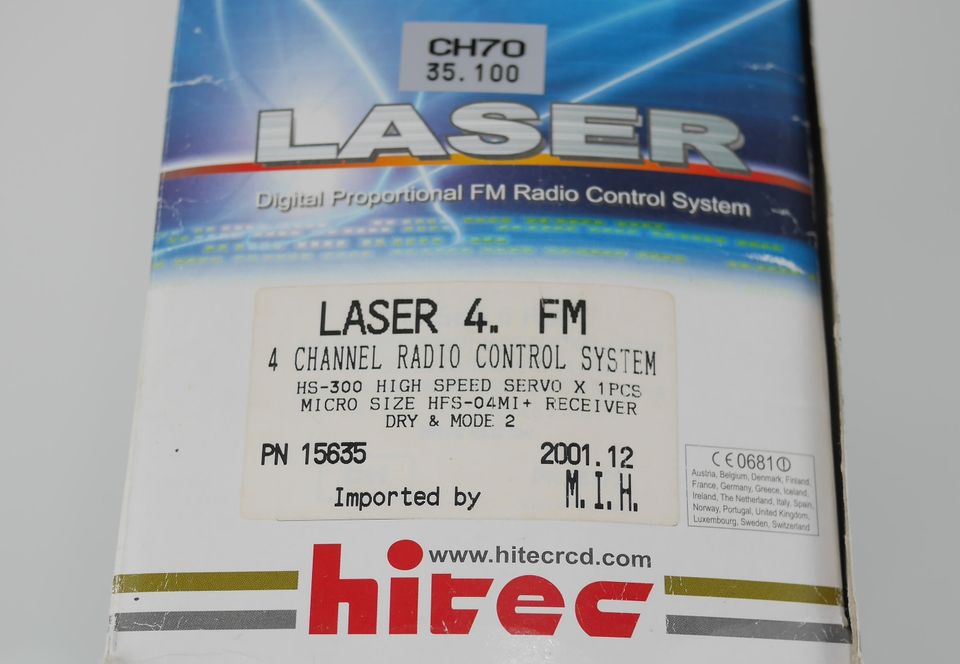 Hitec LASER 4 FM Fernsteuerung RC Sender 35MHz Modellbau Flugzeug in Esslingen