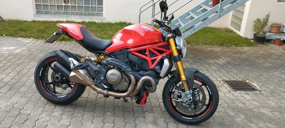 Ducati Monster 1200 S in Bad Staffelstein