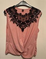 SHEIN Shirt Gr.XL 44 Rosa schwarz Spitze Neu Nordrhein-Westfalen - Wiehl Vorschau