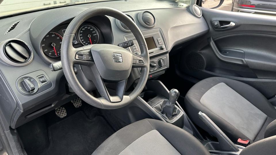 Gepflegter Seat ibiza aus 1 Hand in Bad Dürrheim