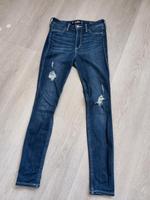 Blaue High Waist Jeans mit Löchern HOLLISTER Gr. 36 Rheinland-Pfalz - Vinningen Vorschau