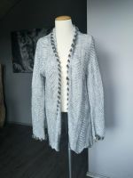 Graue Strick Jacke Strickmantel von s.Oliver Gr 40 neuwertig grau Bayern - Essenbach Vorschau