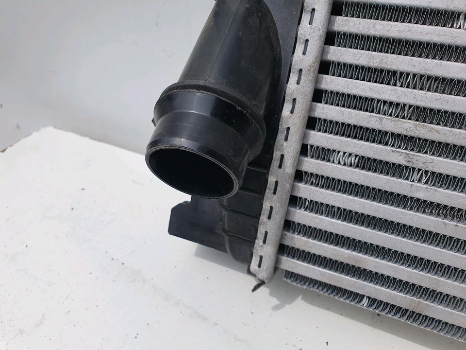 Opel Meriva B Ladeluftkühler 13337687 Benzin LPG intercooler Kühl in Niederkassel