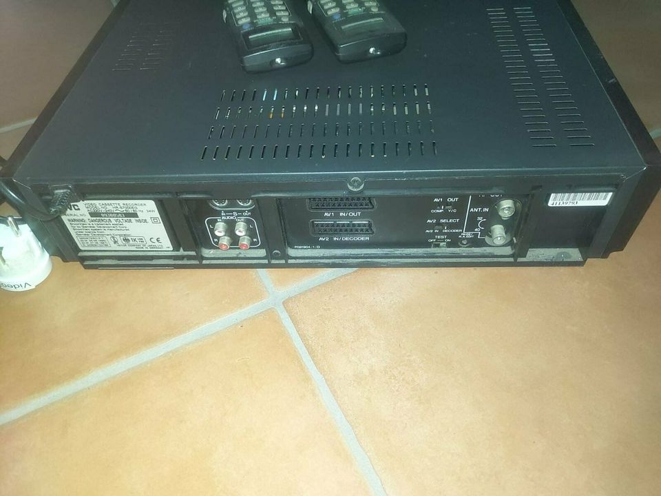JVC Videorekorder der Spitzenklasse in Bad Endbach