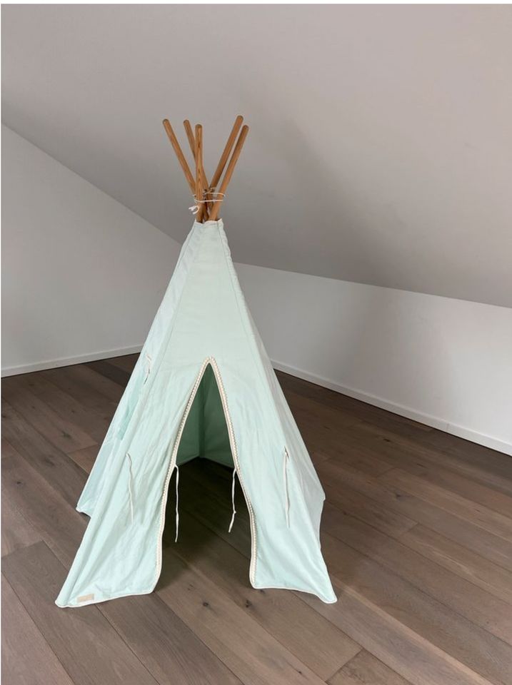 Tolles, hochwertiges Kinder-Tipi in Hamburg