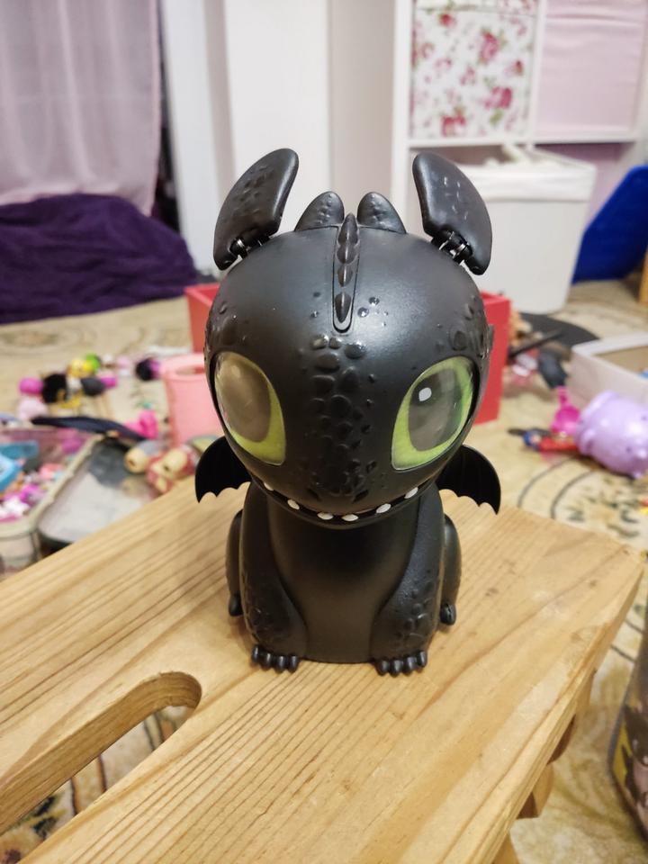 Dream Works Dragons Hatching Toothless interactive Baby Ohnezahn in Homburg