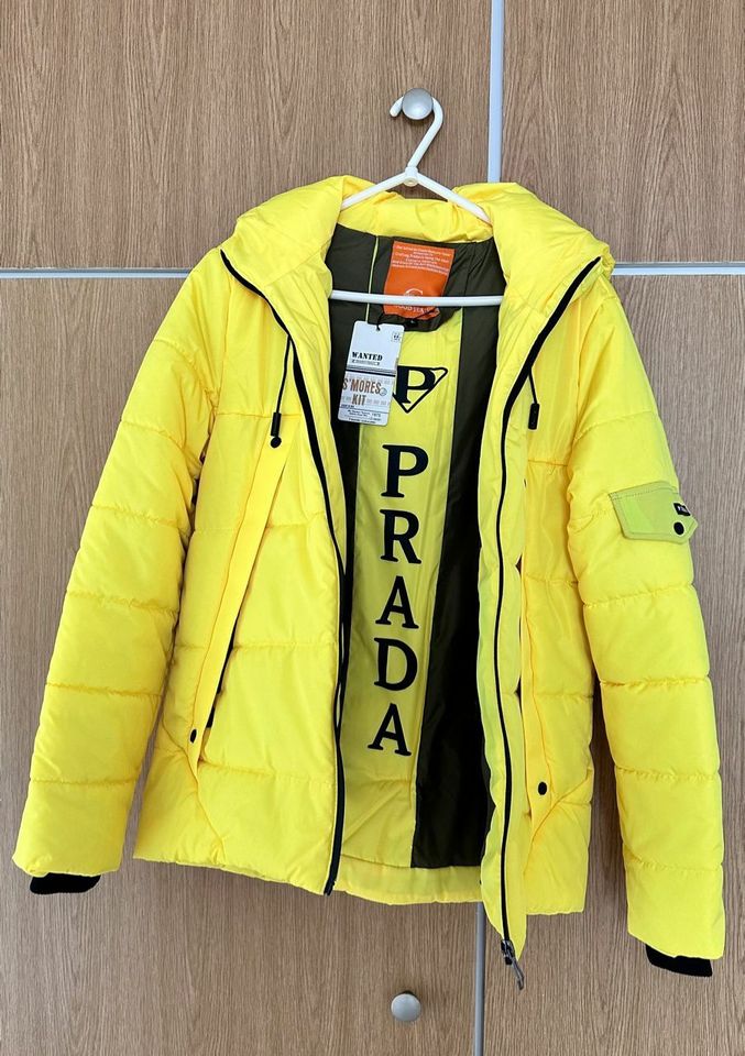 Prada winterjacke warme Regenjacke gelb in Kempten