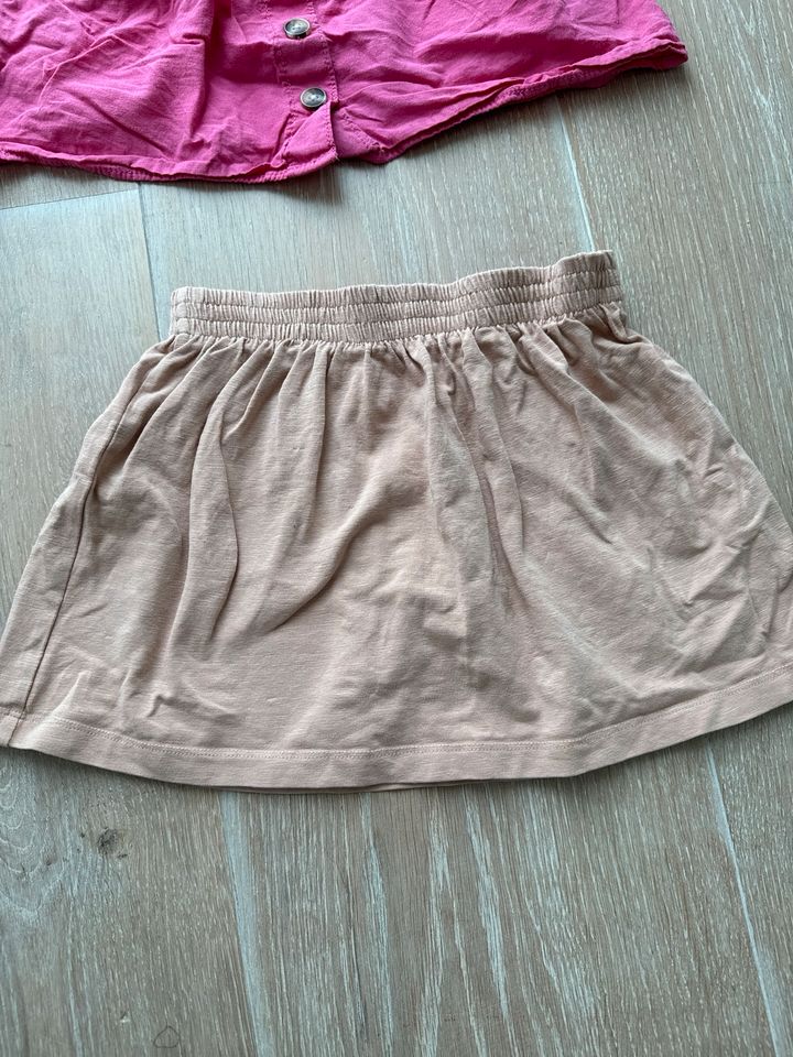 SCHÖNE RÖCKE MARMAR ZARA H&M GR. 104 in Göttingen