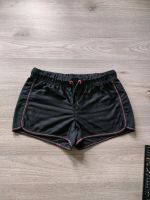 Schwimmshorts Shorts Gr. 146 /152 schwarz Niedersachsen - Bad Essen Vorschau