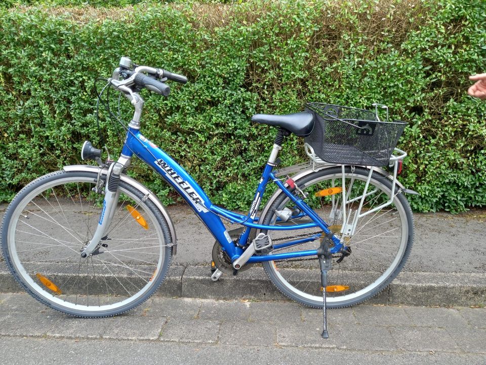 Trekkingrad Fahrrad Wheeler 28 Zoll in Osterode am Harz