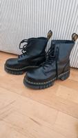 Dr. Martens plateau Audrick WIE NEU!! Bayern - Niedernberg Vorschau