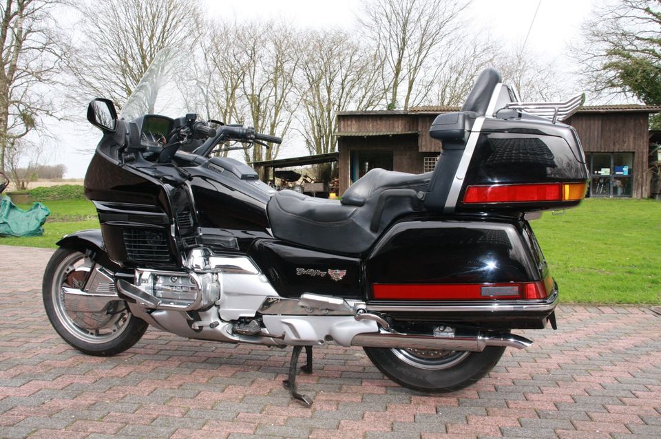 Honda Gold Wing Aspencade Erstbesitzer mit 18600 Meilen in Haale