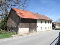 "Bauernhaus" m. Scheune u. Bachlauf - nur ca. 2 km z. Autobahn A3/Ausfahrt Passau-Nord Bayern - Tiefenbach Kr Passau Vorschau