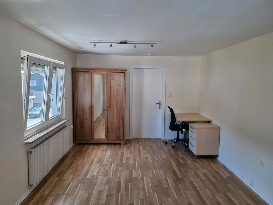 4 Zimmer Wohnung zu Vermieten mit Einbauküche in Frohnhausen in Dillenburg