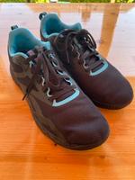 TOP Reebok Turnschuhe schwarz/blau in Größe 41 Kr. Dachau - Dachau Vorschau