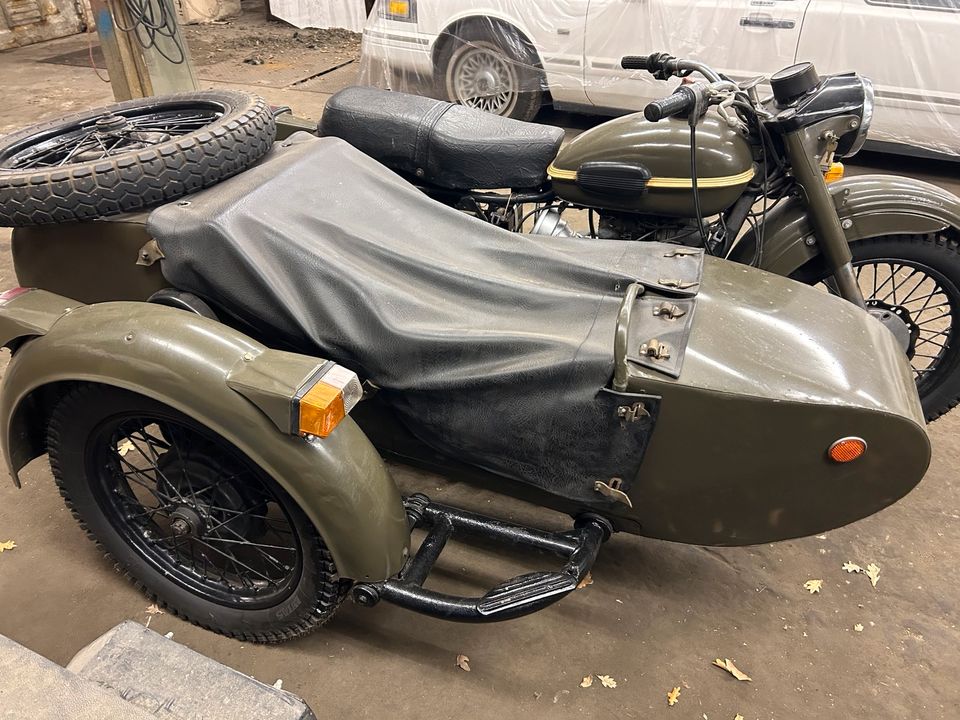 Ural K650 Gespann, Beiwagen mit Antrieb, Dnepr in Wittstock/Dosse